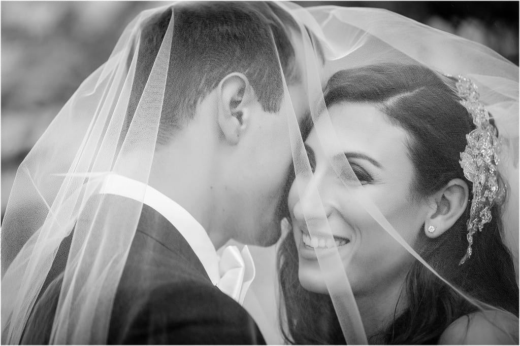 With the veil between us, couples can have a moment of intimacy that is beautiful when captured on camera.