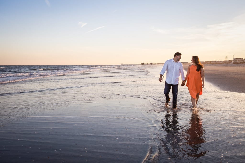 beach engagement pictures