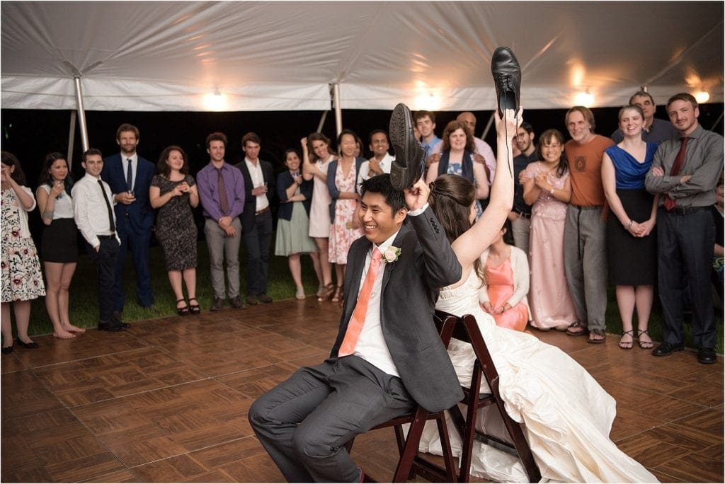 tented wedding photos shoe game, wedding in PA-