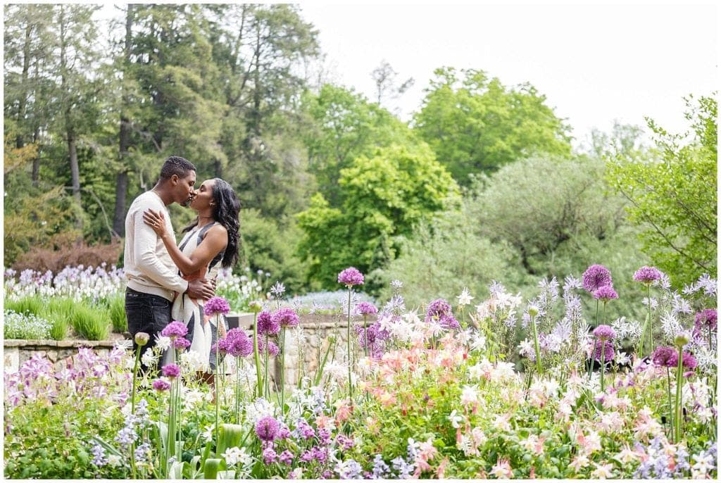 summer spring engagement pictures at Longwood Gardens Engagement