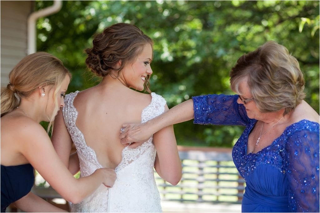 outdoor bridal prep and getting ready photos Central PA wedding photographer