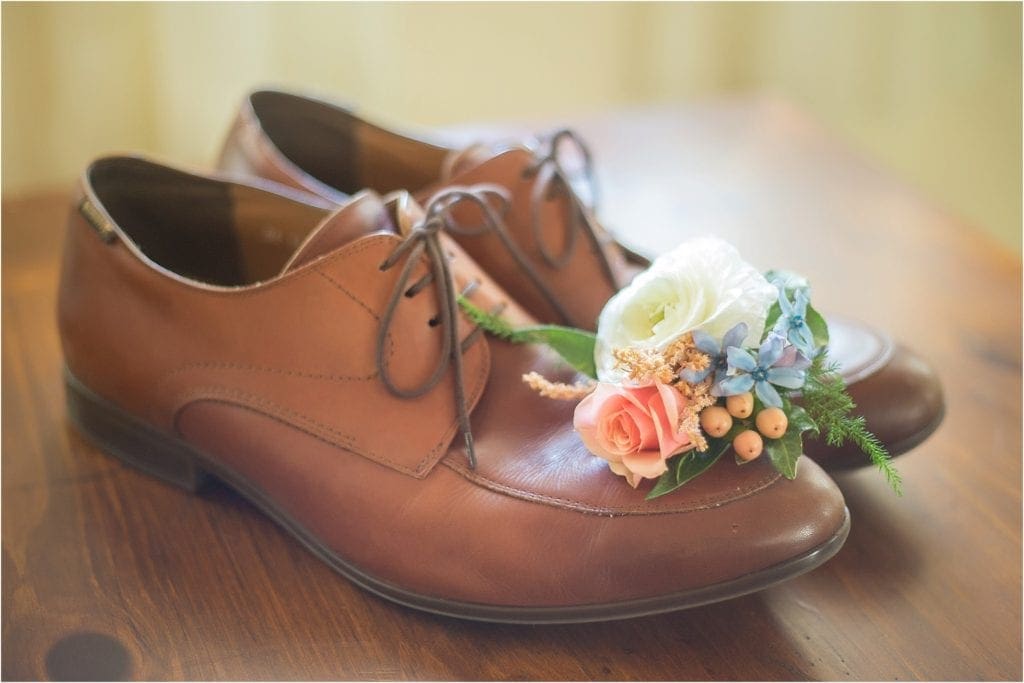 blue and orange wedding florals, detail photos of grooms shoes