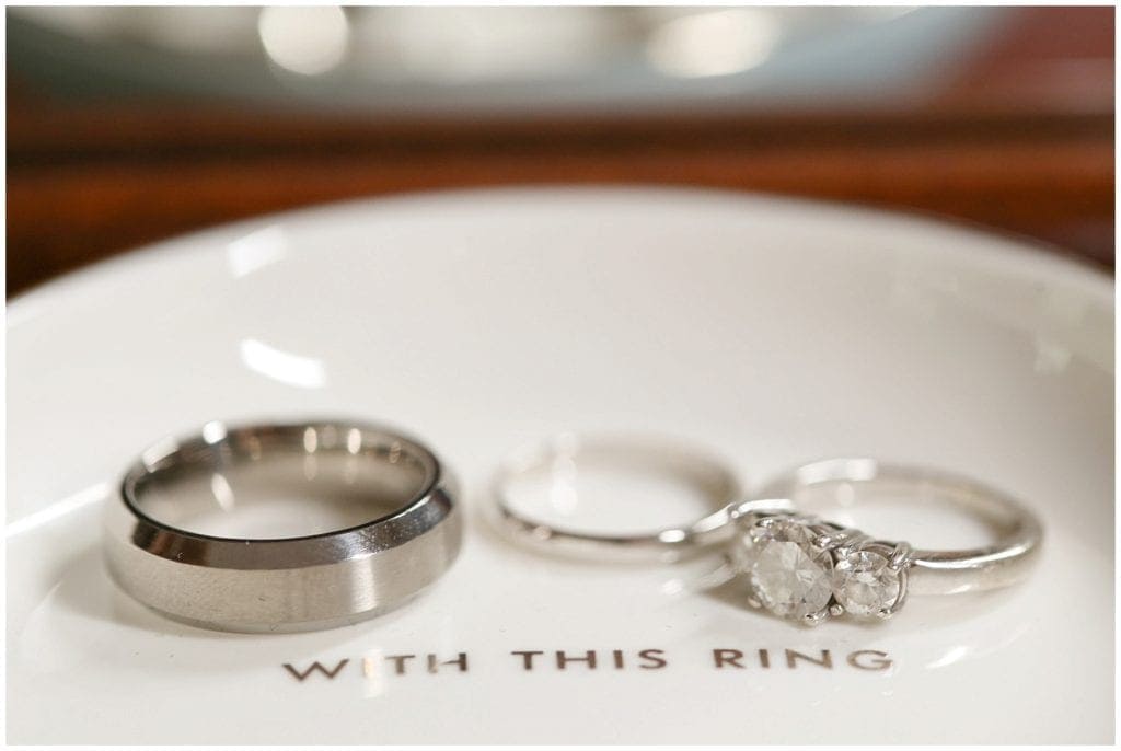 Silver wedding ring photo and unique plate to hold rings