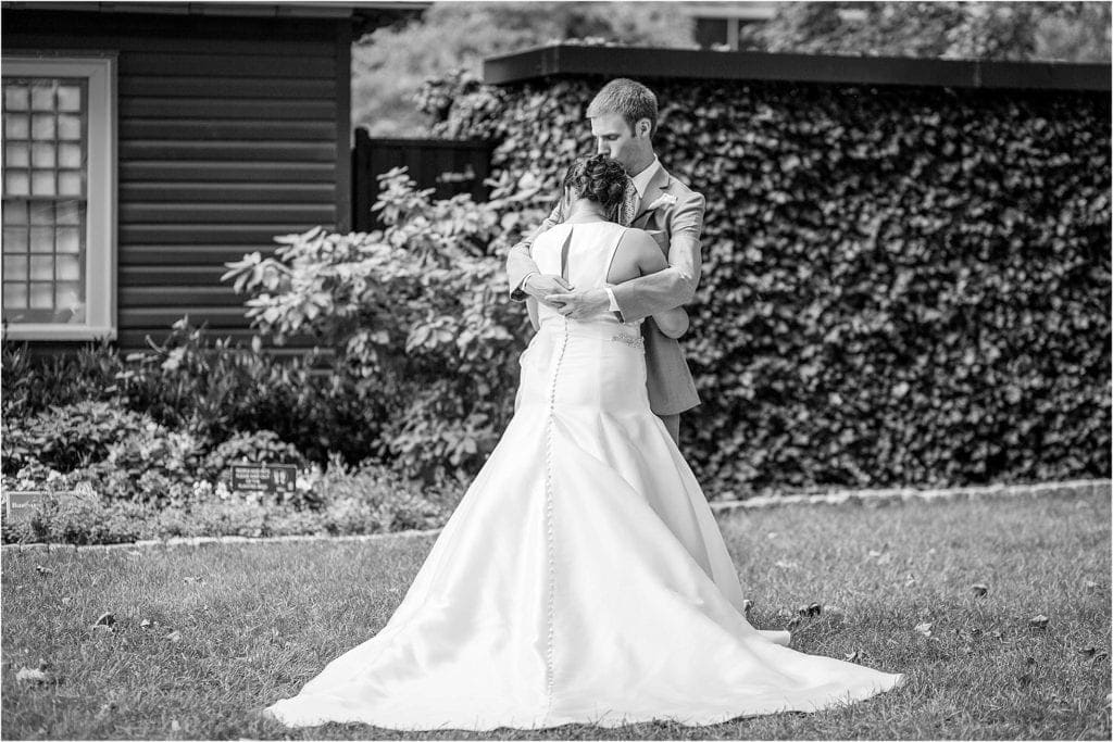 Black and white photos are so classy! Bitten House bridal photos