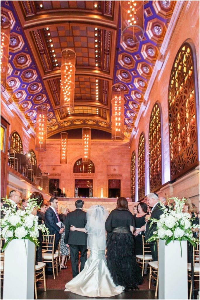 Union trust in Philadelphia is a gorgeous wedding venue 