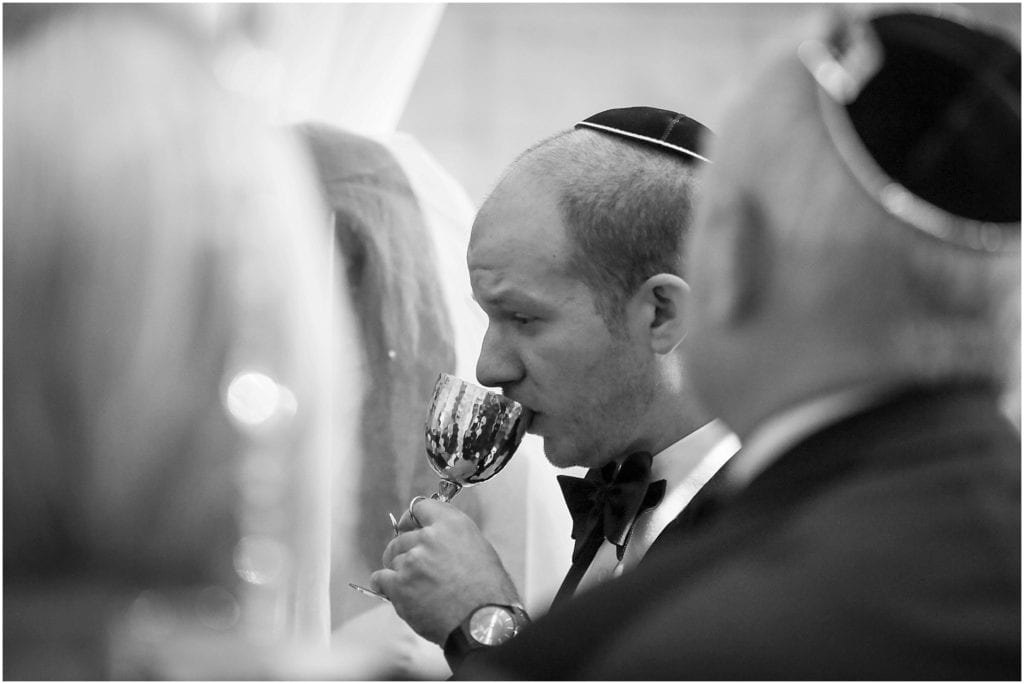 Pictures of Jewish wedding ceremony at the Union Trust in Philly 