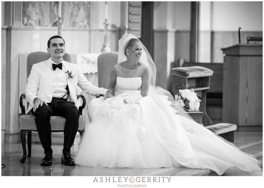 bride and groom, wedding ceremony, catholic ceremony, drexel hill, philadelphia, black and white 