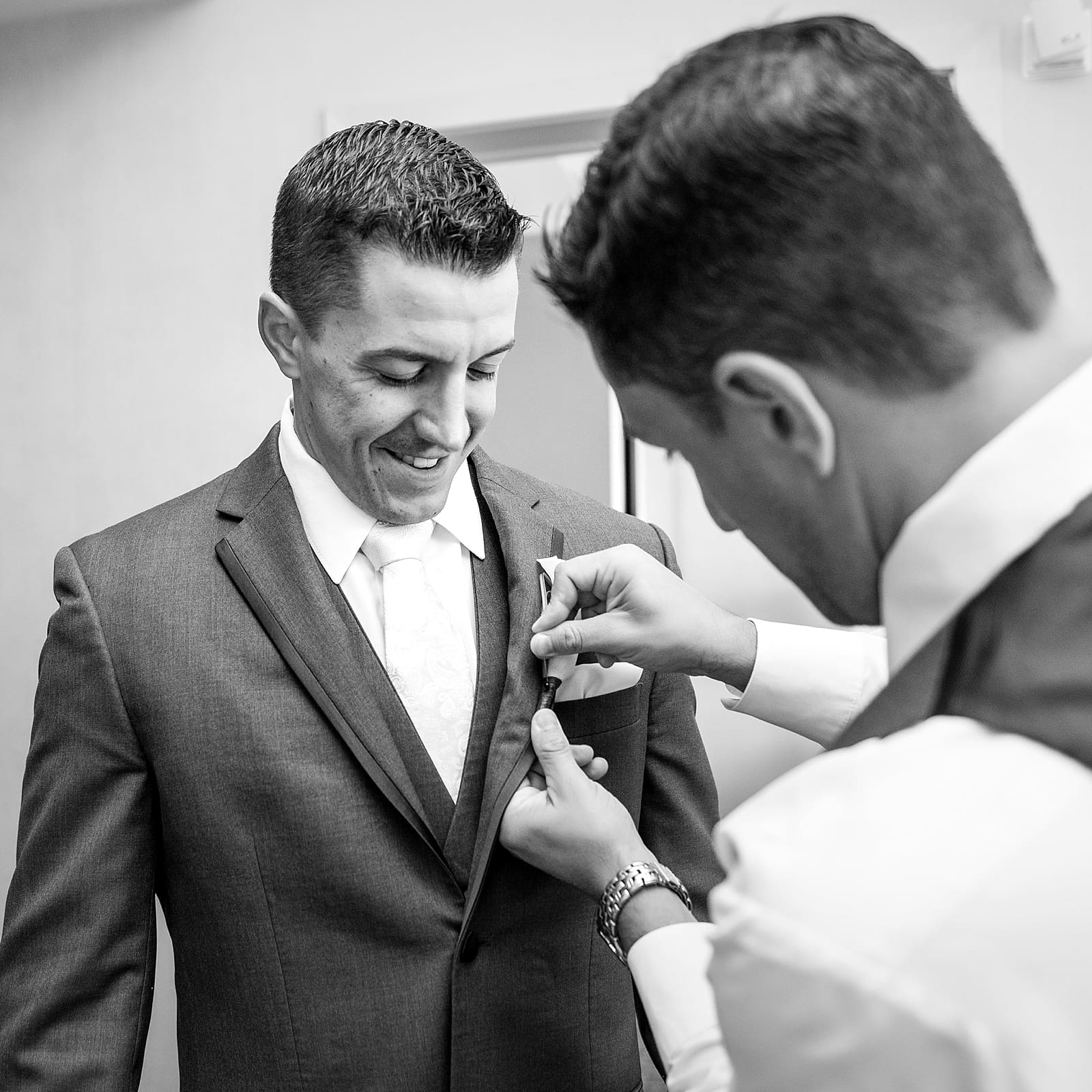 boutonniere, best man, groom, groom prep, getting ready