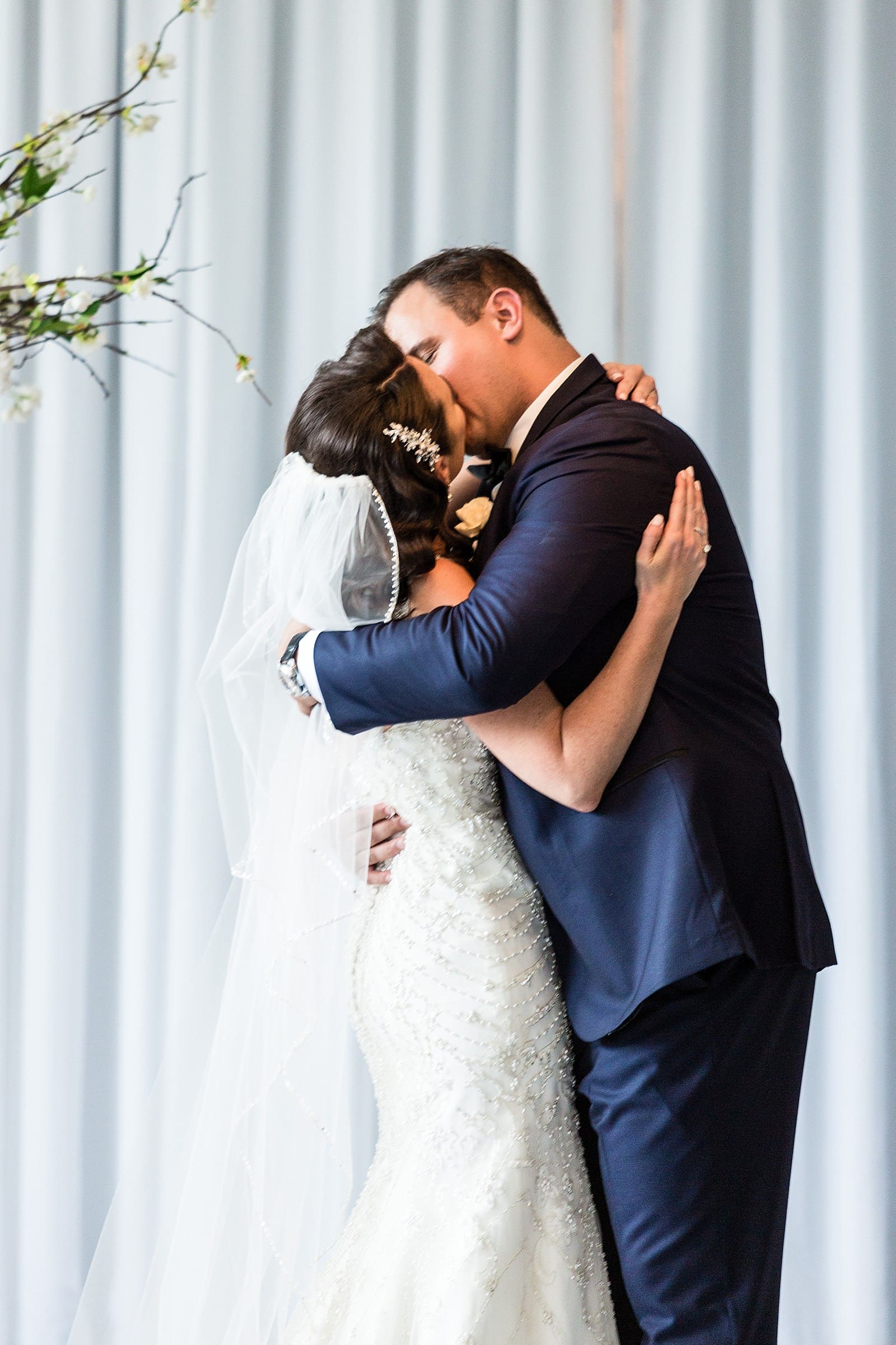 wedding ceremony, first kiss, husband and wife