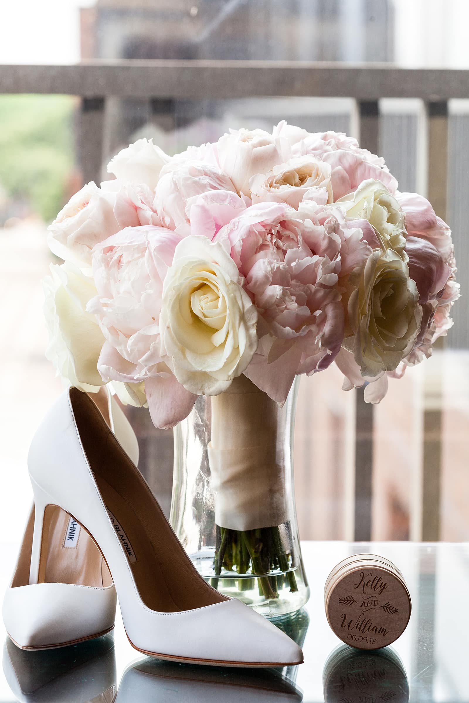 Bridal bouquet, wedding shoes, pink and white wedding bouquet