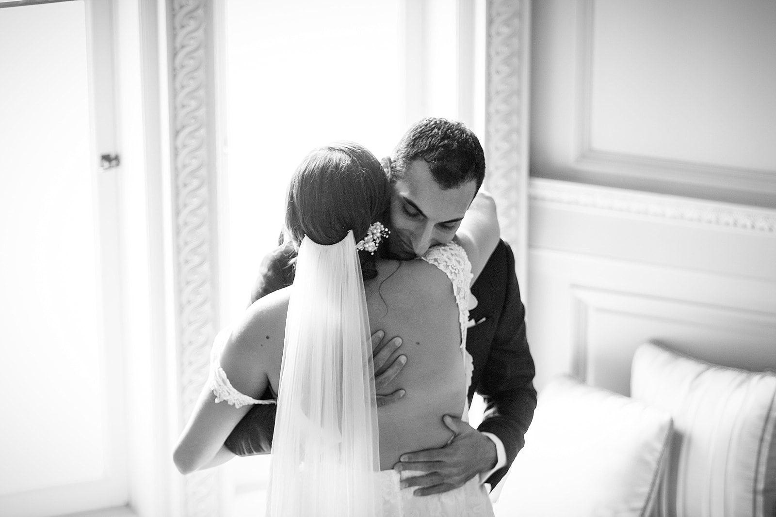 Bride and groom portrait, bride and groom first look, bride and groom hugging, intimate wedding portrait, black and white 