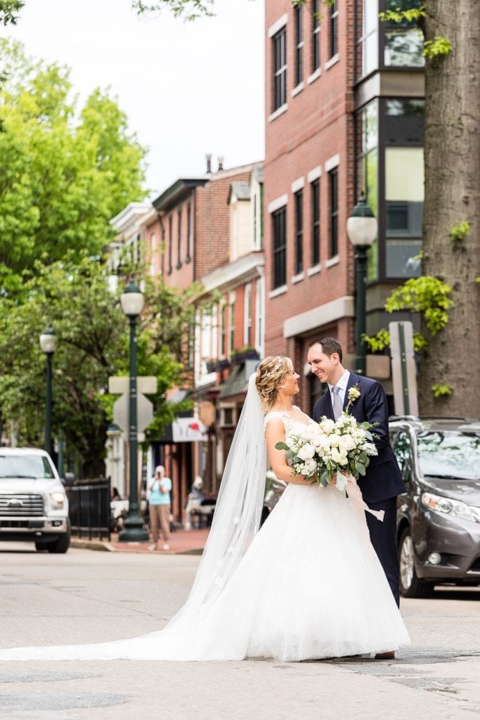 Bride and groom portraits in West Chester PA | Ashley Gerrity Photography www.ashleygerrityphotography.com